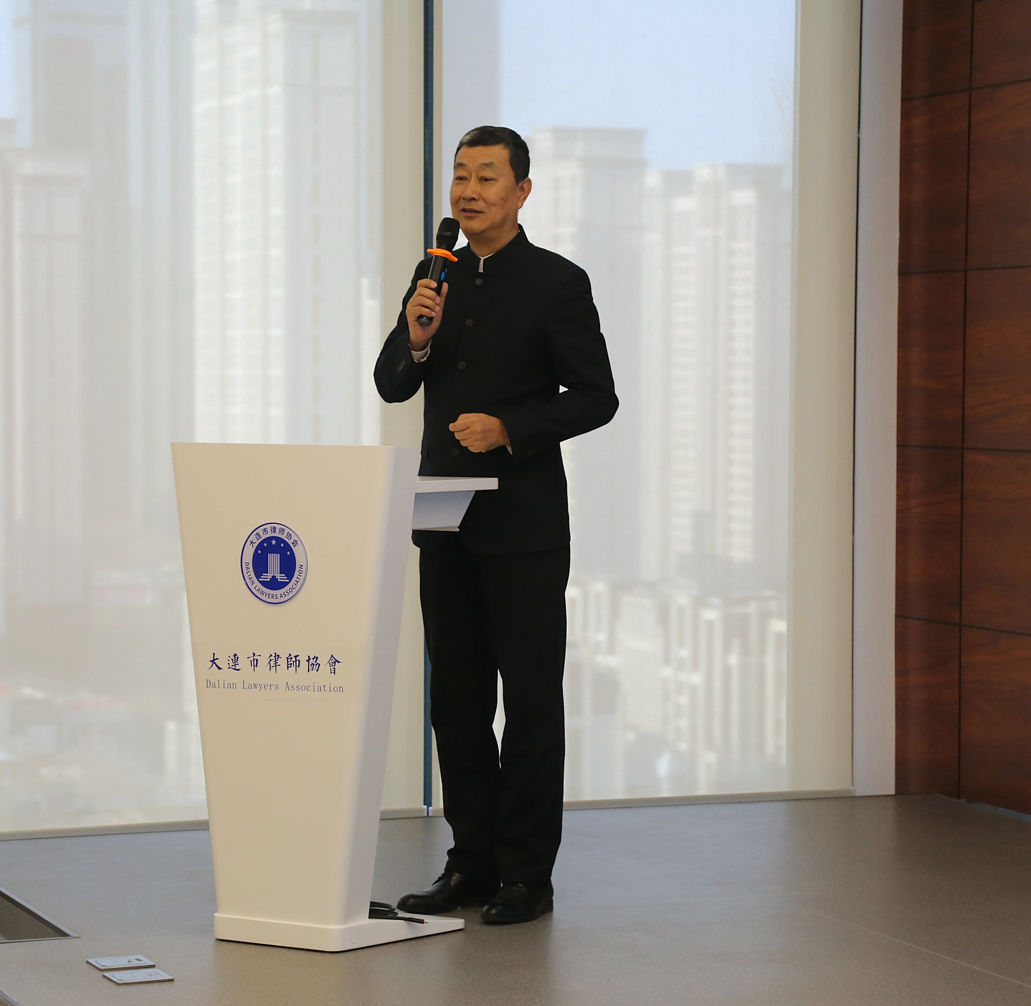 1268f6d50e382d11eda2c8fe713dfa06